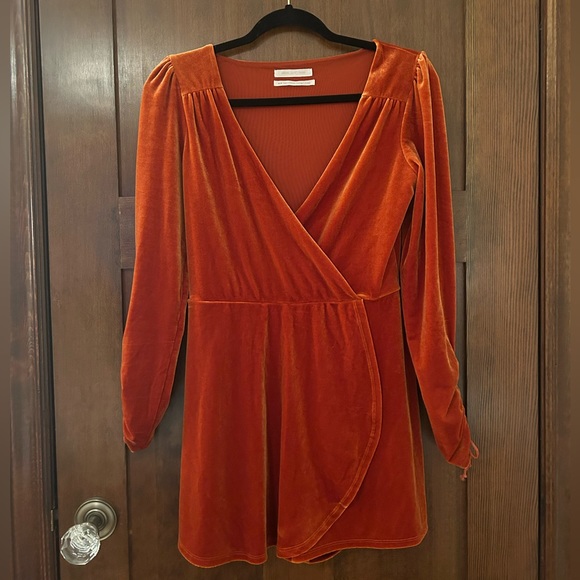 Urban Outfitters Ruched Orange Velvet Romper Size M - Picture 11 of 11